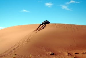 من مسقط: تجربة رمال وهيبة وصحراء وادي بني خالد