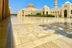 جولة تراثية في مسقط لمدة يوم كامل: المسجد والسوق والقصر والأوبرا