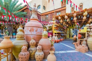 Journée complète de visite privée du souk de Nizwa et de Misfah Al Arbyeen