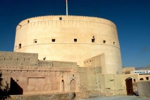 Vanuit Muscat: Hele dag naar Nizwa-Jabal Akhdar-Birkat Al Moz