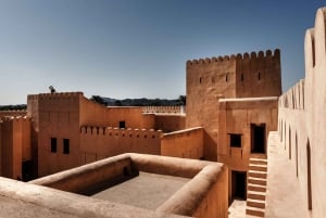 Full-Day to Nizwa Market & Fort-Jabreen Castle-Bahla Fort