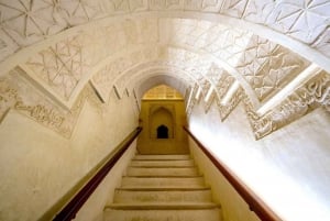 Full-Day to Nizwa Market & Fort-Jabreen Castle-Bahla Fort