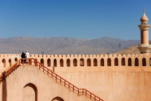 Dagvullende tour in Oman: Betoverende forten van Nizwa en Jabreen