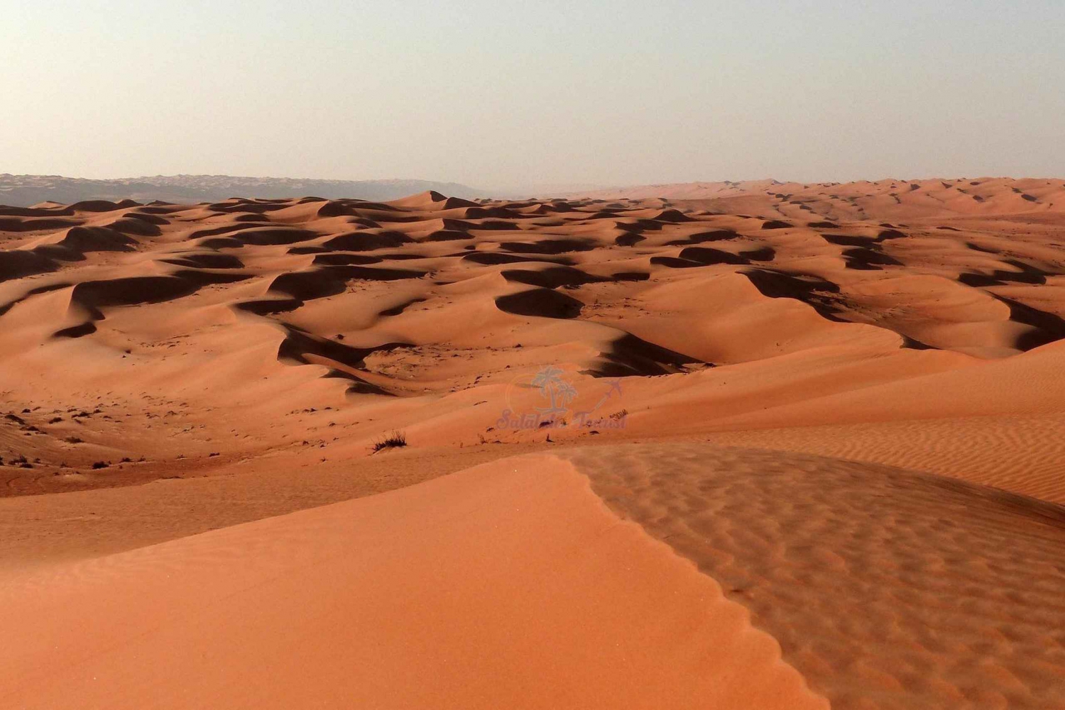 Magi i den gyldne time: Rub' Al Khali-ørkenens solnedgangstur