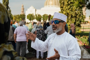 Wycieczka piesza z przewodnikiem po Wielkim Meczecie Sułtana Qaboosa w Maskacie