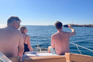 Halve dag snorkelen op de Dimaniyat-eilanden met een mini-jacht