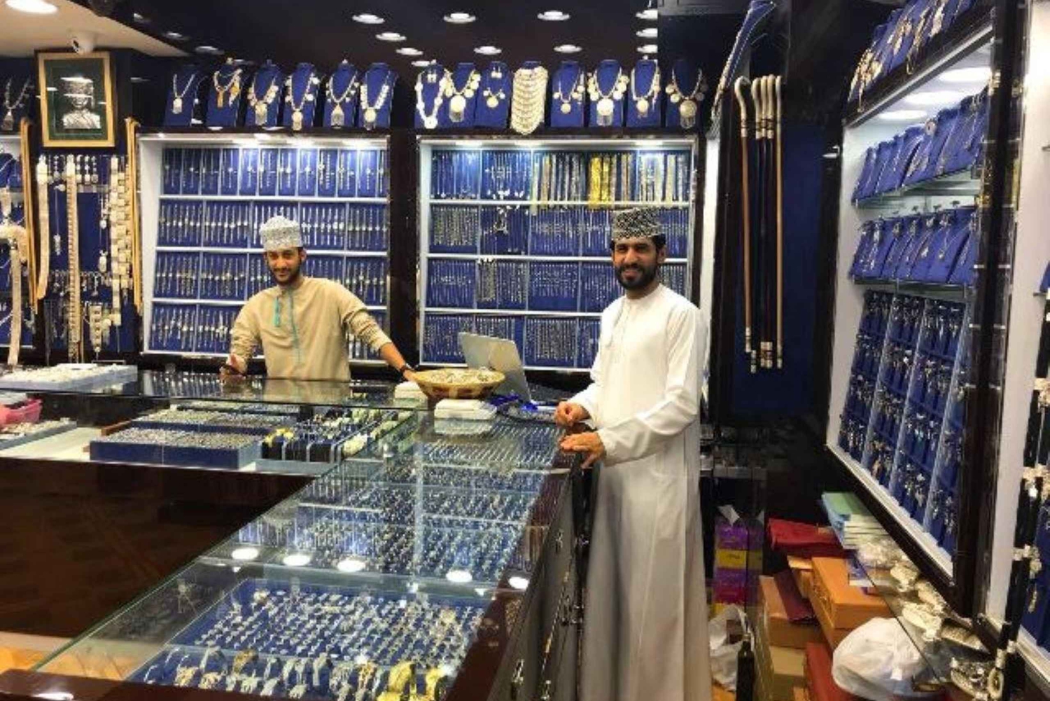 رحلة اليوم الواحد التاريخية نزوى، قلعة جبرين، قلعة بهلاء