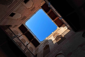 Excursion historique d'une journée à Nizwa, château de Jabreen, fort de Bahla