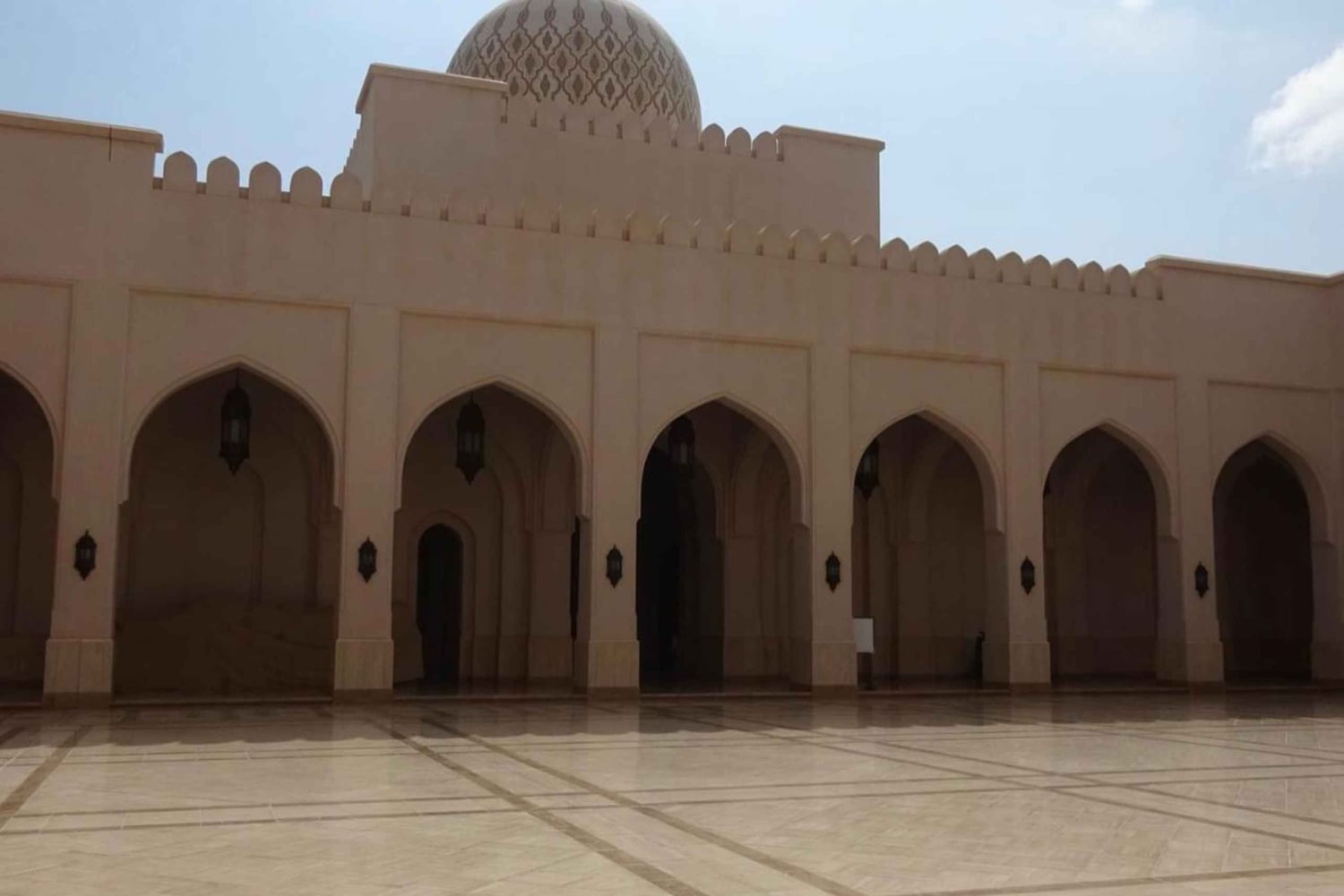 صلالة التاريخية: جولة مدينة تراثية وثقافية