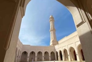 صلالة التاريخية: جولة مدينة تراثية وثقافية