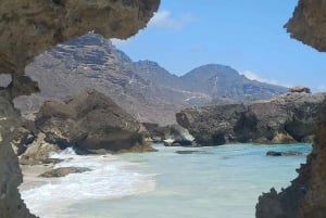 Salalah Ouest : les vagues de Mughsail et le village d'Iftalqout