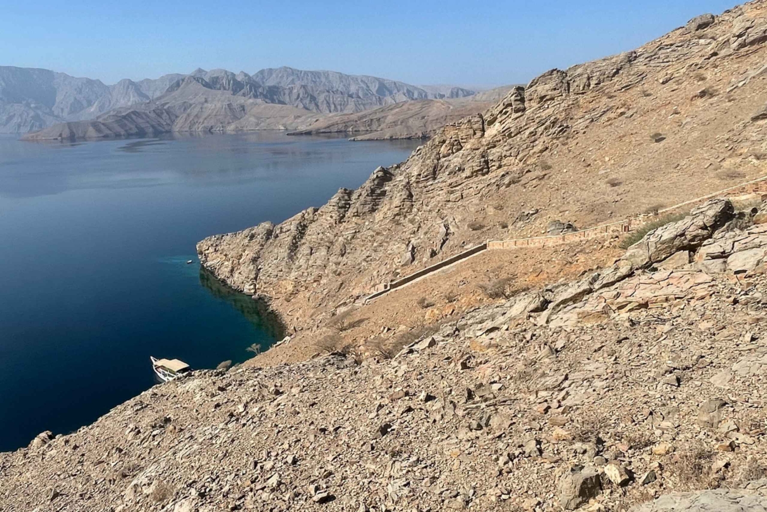 Khasab: Fjord Cruise with Snorkeling & Dolphin Sightings