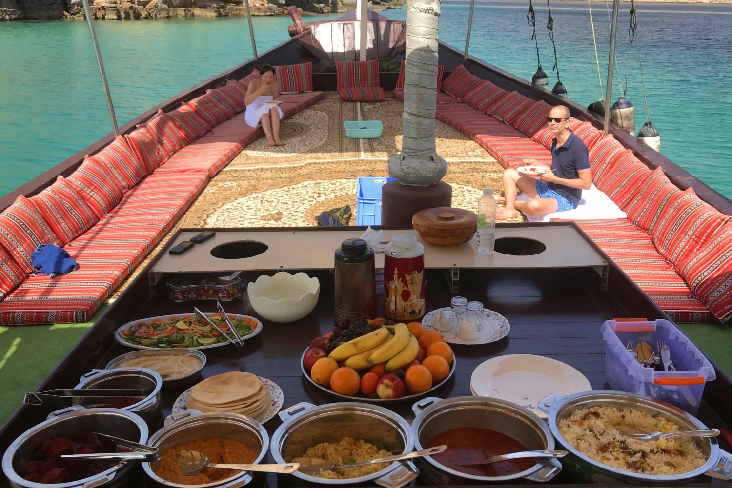 Khasab: Full-Day Khor Sham Dhow Boat Cruise with Lunch