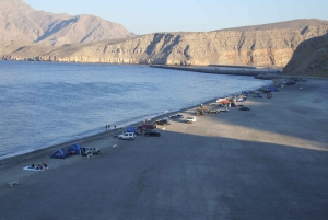 خصب: التخييم في الهواء الطلق مع رحلة بحرية بالقارب الشراعي