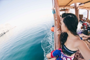 خصب: التخييم في الهواء الطلق مع رحلة بحرية بالقارب الشراعي