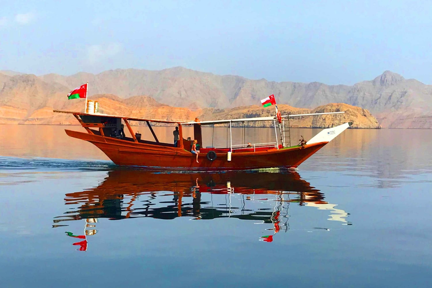 Musandam/Khasab : Croisière en boutre de nuit avec camping et barbecue