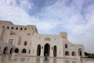 Muscat : 4 hours private Tour of Muscat City with Pick-up