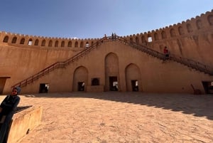 Muscat: 4x4-äventyr genom Jebel Akhdar och Nizwa