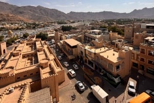 Muscat: 4x4-äventyr genom Jebel Akhdar och Nizwa