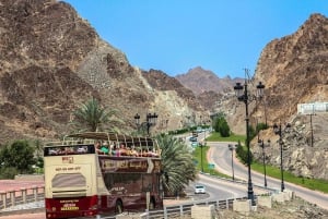 Muscat: Big Bus Tour in autobus Hop-on Hop-off Tour panoramico