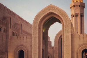 Sightseeingtur i Muscat by Night