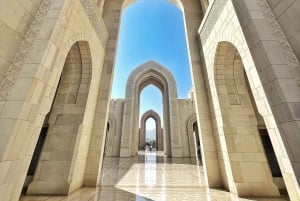 Visite de la ville de Mascate et vie avec un Omanais (voiture de luxe).