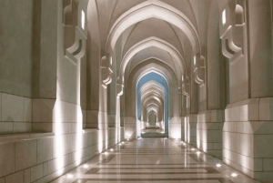 マスカット市内ツアー - 半日シェアツアー