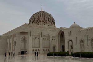 Muscat byrundtur – budgetvenlig gruppeoplevelse