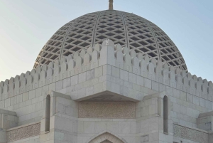 Muscat byrundtur – budgetvenlig gruppeoplevelse