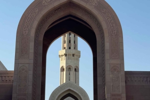 Muscat byrundtur – budgetvenlig gruppeoplevelse