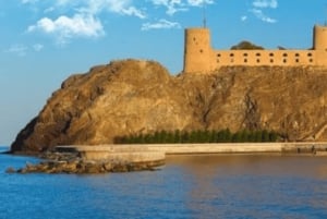 Muscat: city tour with local guide and pick up