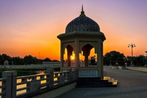 Stadsrondleiding door Muscat en leven met Omani Guy (luxe auto).