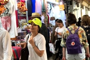 Muscat: tour di un giorno con pranzo omanita, servizio di prelievo in hotel e biglietto aereo