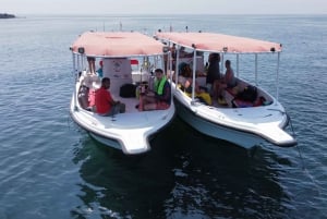 Muscat: Daymaniat Islands Snorkeling Tour with Refreshments