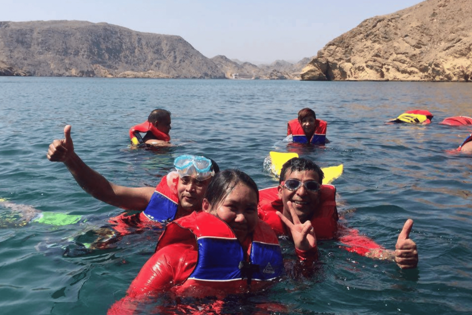 مسقط: رحلة مشاهدة الدلافين والغطس