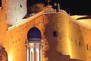 Mascate: tour serale