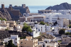 Muscat: heldags byomvisning med tradisjonell omansk lunsj