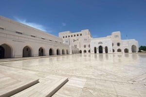 Muscat: Full Day City Tour