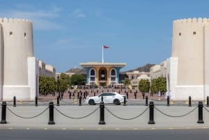 Muscat: Ganztagestour durch die Stadtführung