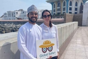 Muscat: Heldags privat byrundtur med bil og guide