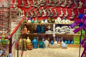 Muscat: Heldagstur i grupp till Nizwa Souk, Fort & Birkat Al Mouz + lunch