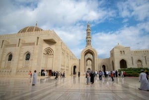 Muscat Half-Day City Tour with Audio Guiding