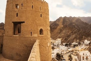 Muscat Marvels: Luxury Tour with Customizable Itinerary
