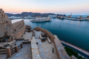 Muscat Marvels: Luxury Tour with Customizable Itinerary