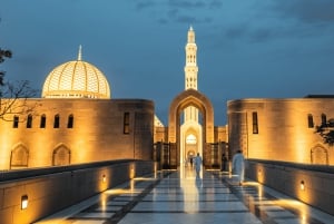 Muscat Marvels: Luxury Tour with Customizable Itinerary