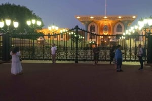 Muscat: Night Tour with Royal Opera House