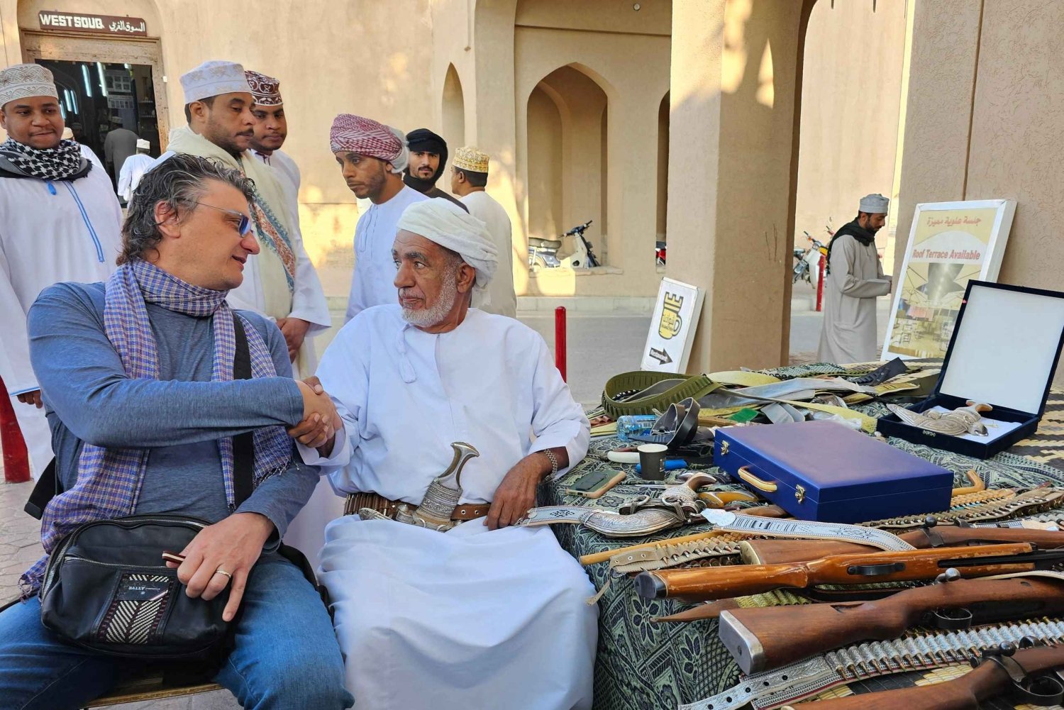 Mascate: Nizwa e Al Jabal Al Akhdar Tour particular com almoço
