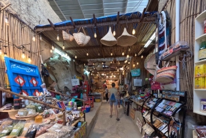 Muscat: Nizwa and Jabal Akhdar Day Trip With Lunch & Sunset