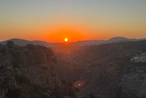 Muscat: Nizwa and Jabal Akhdar Day Trip With Lunch & Sunset