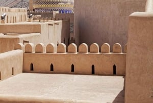 Maskat: Nizwa-Fort und Al Hamra Old Village Tagestour